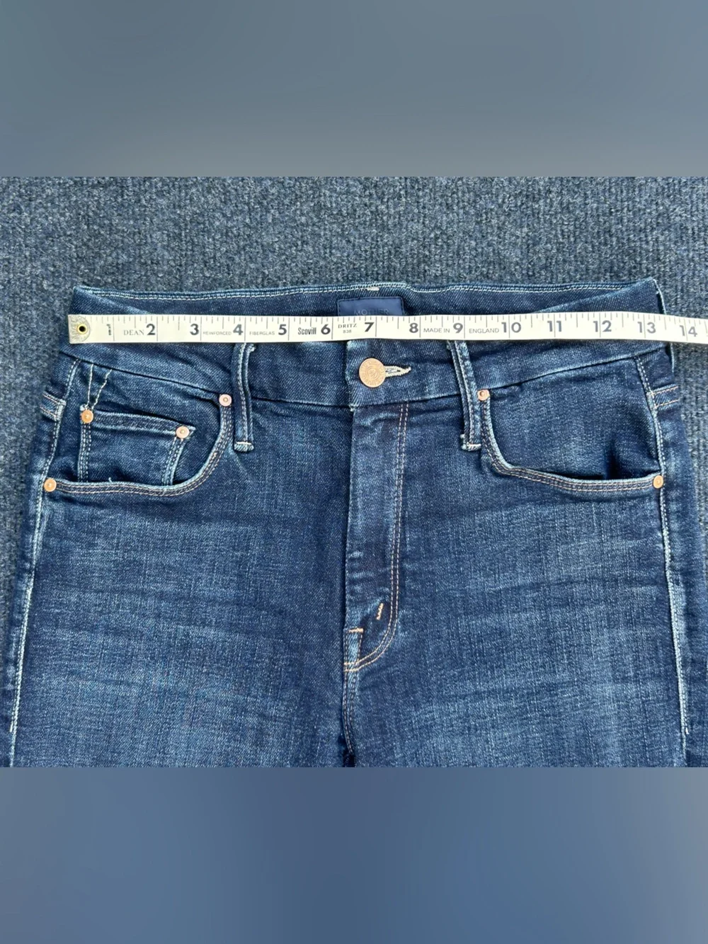 MOTHER The Looker Ankle Step Fray in Bombay Lost and Found Dark Wash 26